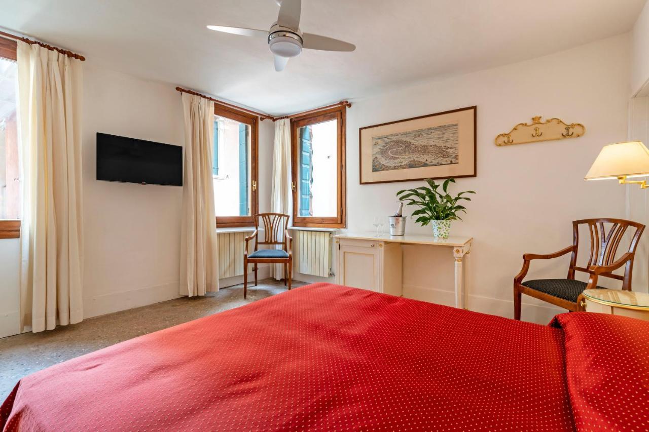 San Luca Flats Aparthotel Βενετία Εξωτερικό φωτογραφία